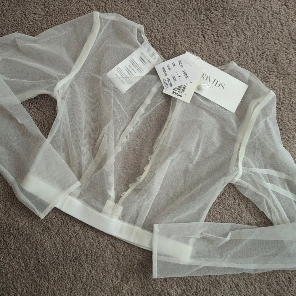 NWT Long-Sleeve Tulle Wedding Dress Topper